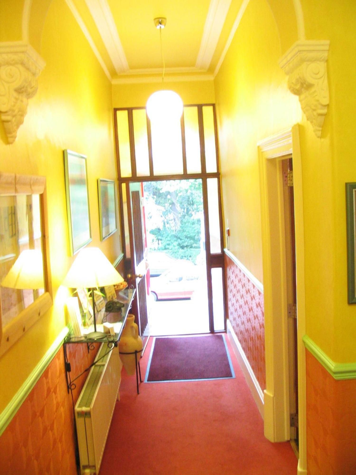 Bed and Breakfast The Dales à Harrogate Extérieur photo
